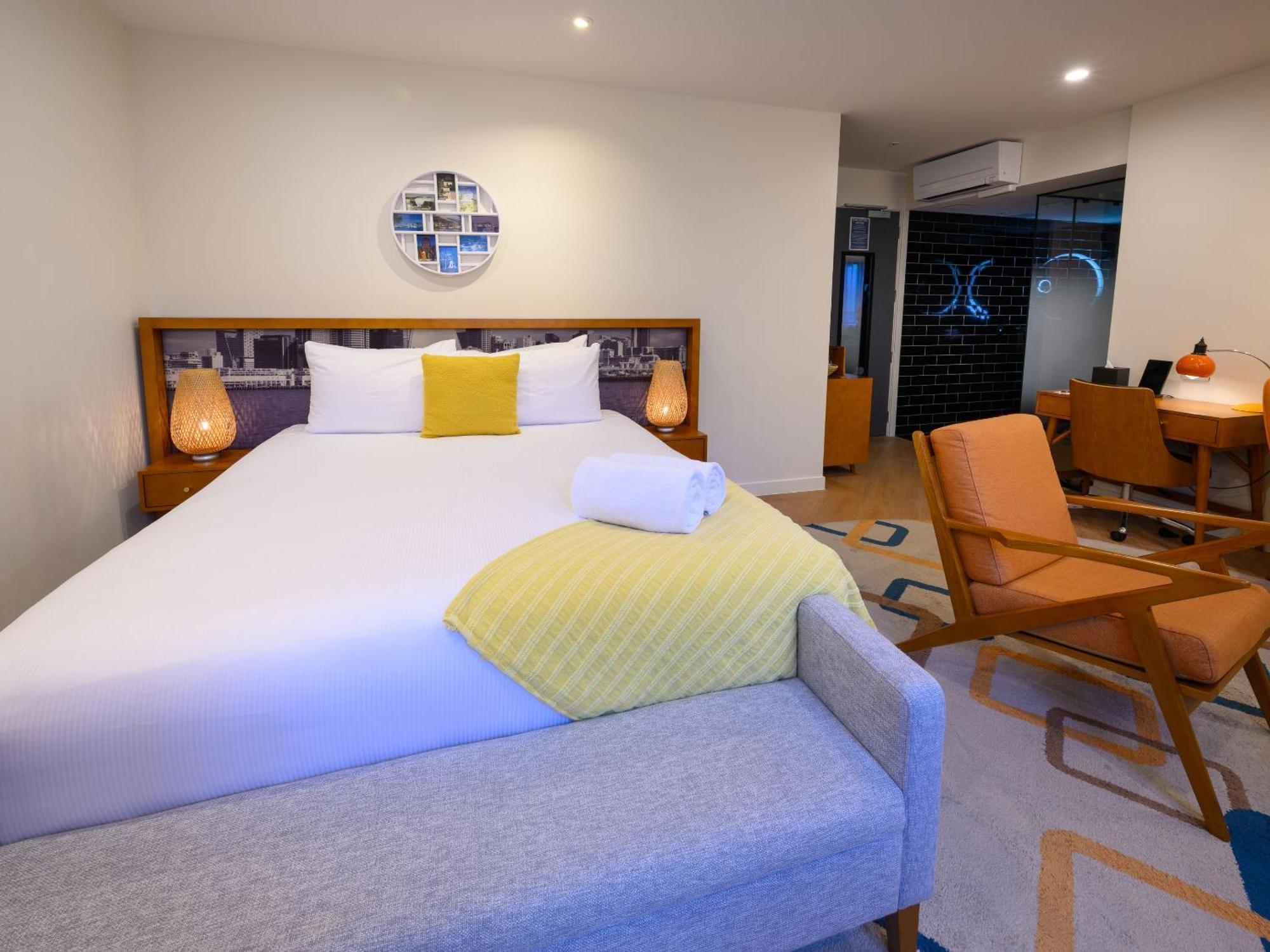 ホテル Ohtel オークランド エクステリア 写真 A room at the hotel